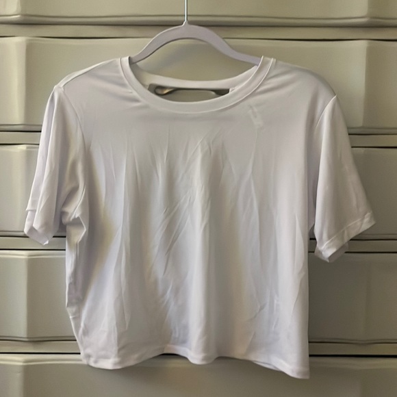 FABLETICS Pia Powertouch Light Twist Back Tee (IN WHITE) - Picture 3 of 5